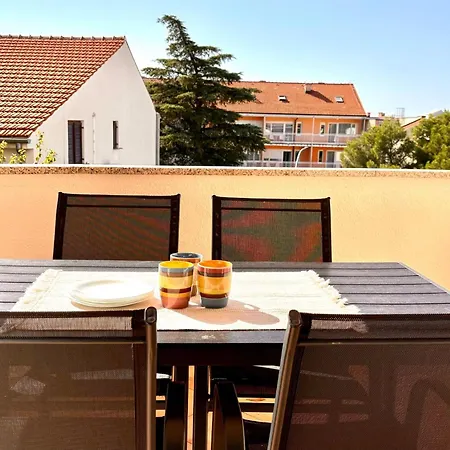 Mit Balkon Und Meerblick By Interhome *