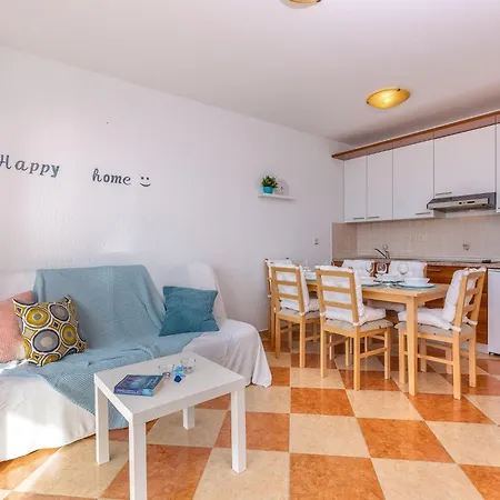 アパート Mit Balkon Und Meerblick By Interhome *