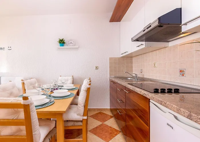 Mit Balkon Und Meerblick By Interhome *